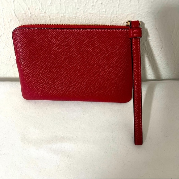Coach Bags Coach Corner Zip Wristlet Pebble Leather 6x4 Brick Red C7943 - Picture 2 of 10
